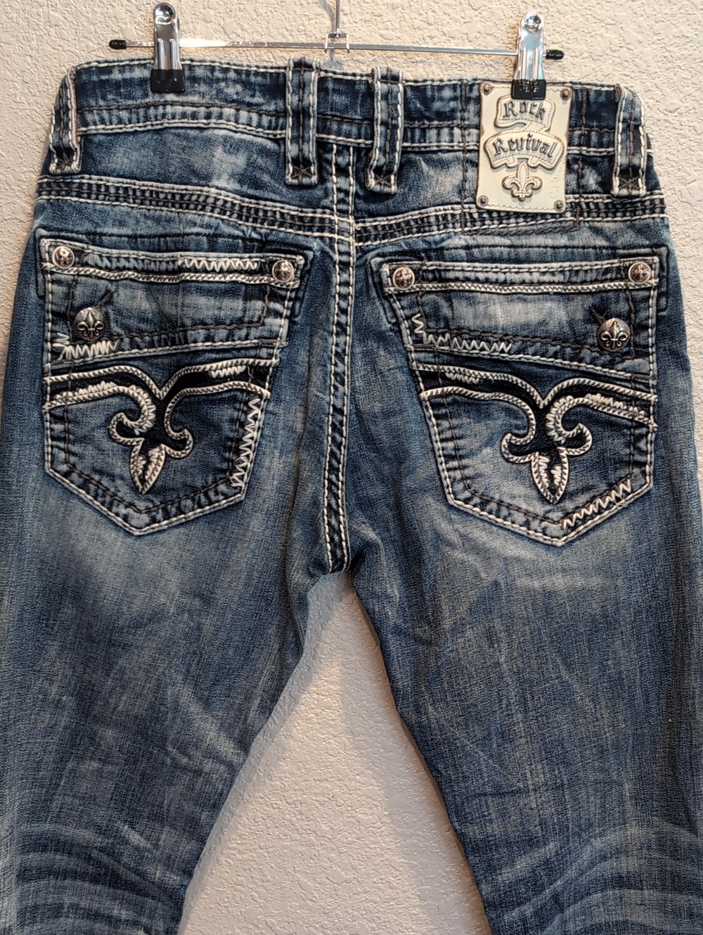 Rock Revival Men's Blue Embroidered Back-Pocket Jeans Inseam 30